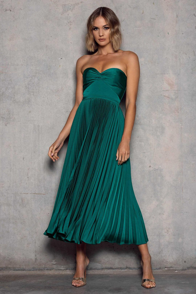 Elle zeitoune 2025 milan emerald green